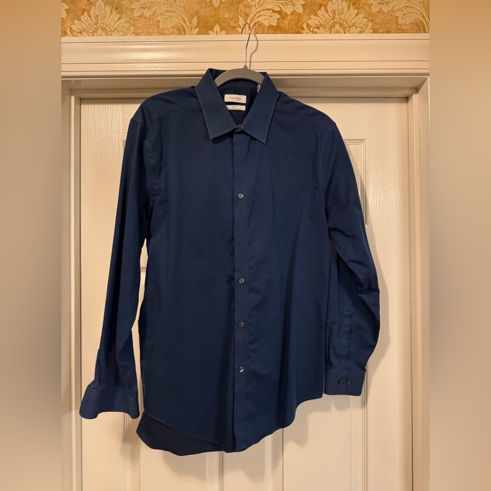Calvin Klein Men's Deep Blue Dress Shirt - Slim Fit (non-iron)